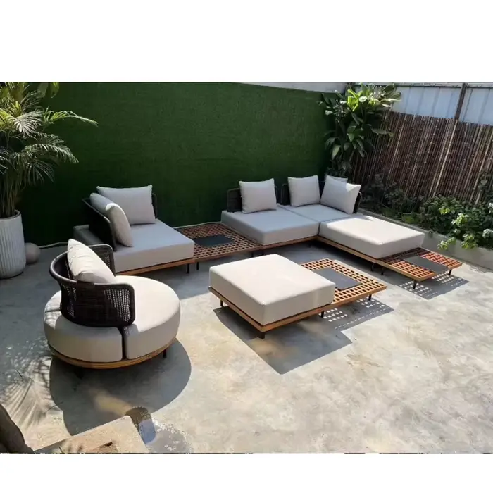 Combinaison de meubles de jardin en teck