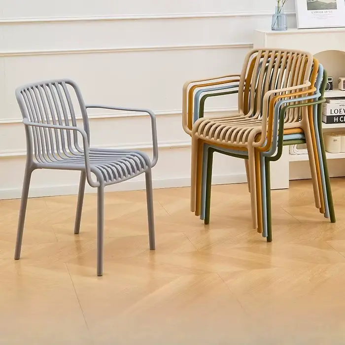 Nouveau balcon loisirs Support robuste fauteuil extérieur minimaliste maison empilable chaises de salle à manger à lattes verticales chaise de salon