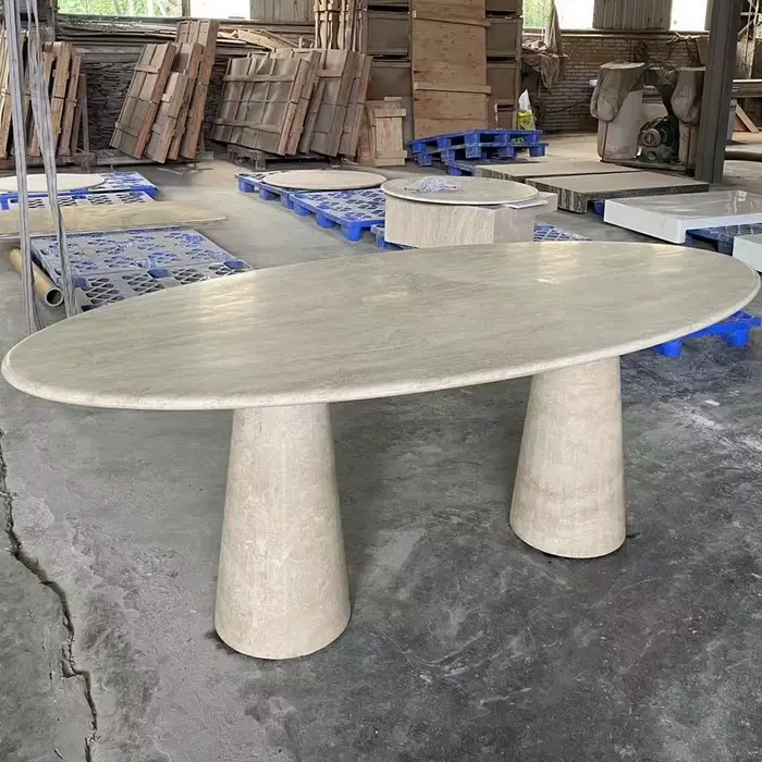 Table à manger moderne en travertin beige