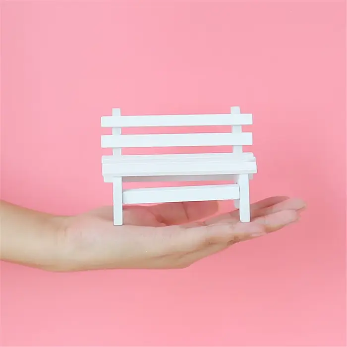 Tabouret en bois, Mini chaise