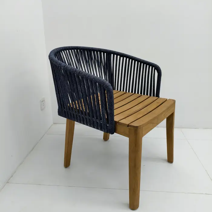 Chaise en rotin de salon de jardin extérieur naturel confortable de haute qualité