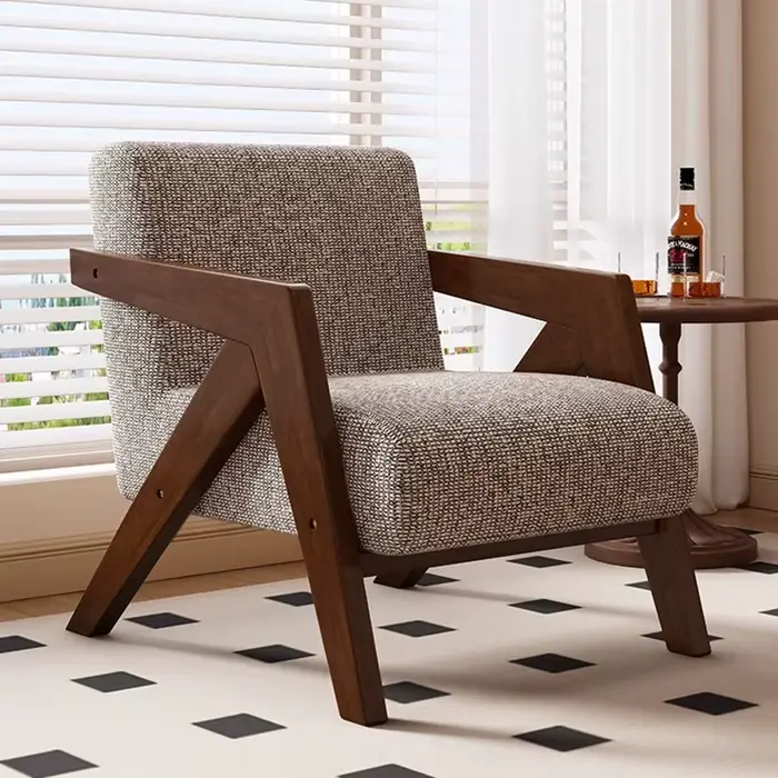 Fauteuil individuel de salon de style médiéval avec coussin en éponge haute densité, structure en bo