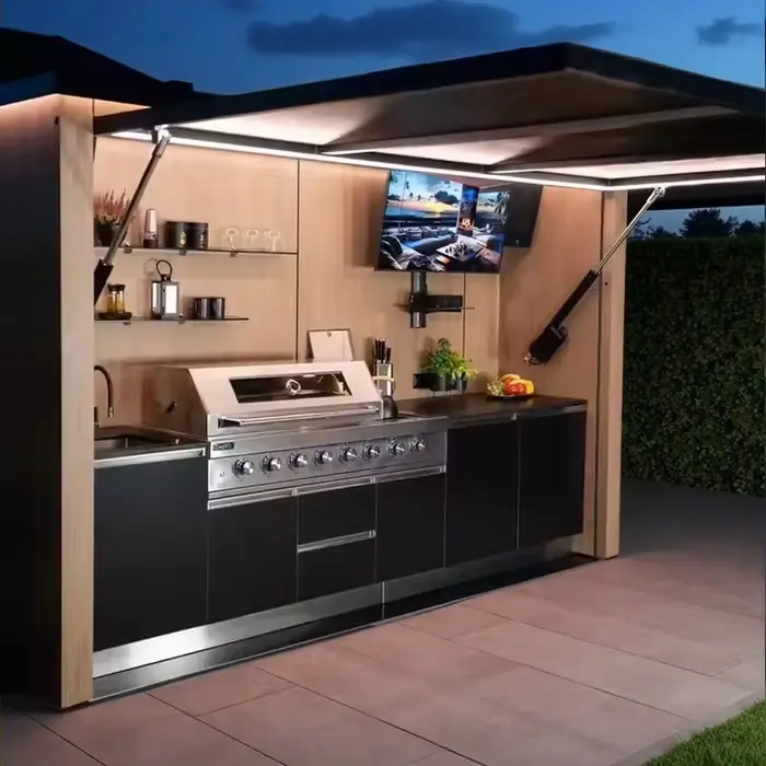 Îlot de cuisine extérieur personnalisé avec comptoir en granit et armoires en acier inoxydable pour 