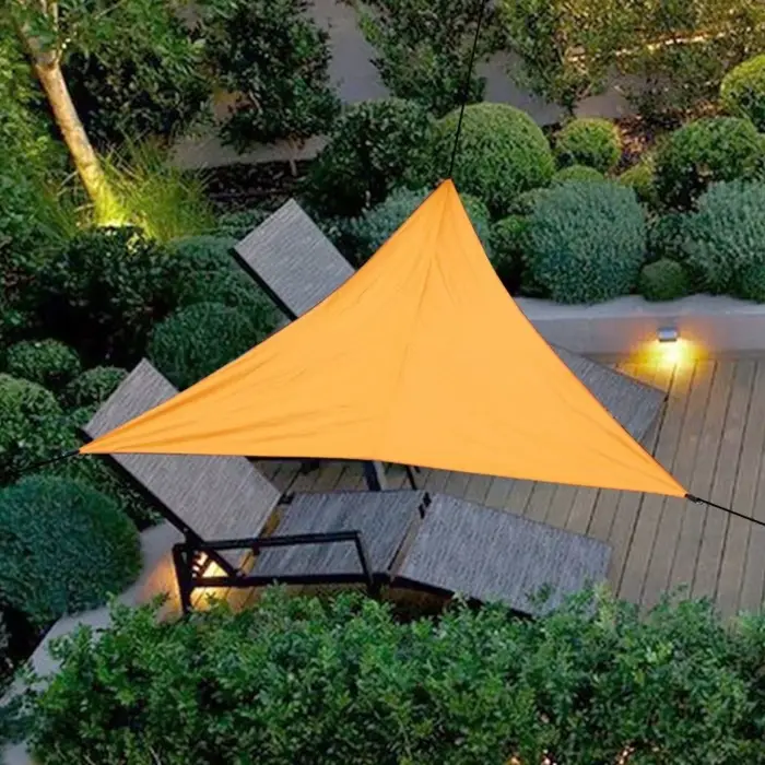 Abri solaire triangulaire imperméable avec cordes, blocage UV à 95%, parasol triangulaire portable, 